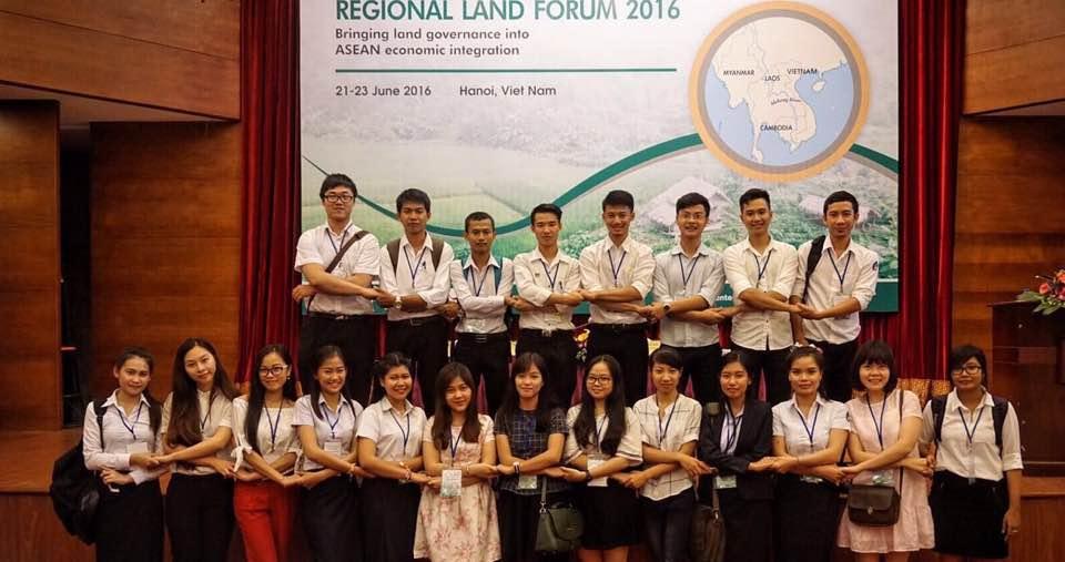 Laos Students Attend Regional Land Forum